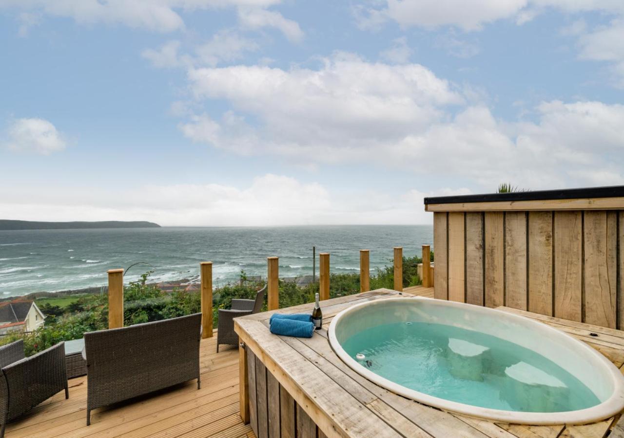 The Albatross 12 Villa วูลาโคมบ์ ภายนอก รูปภาพ